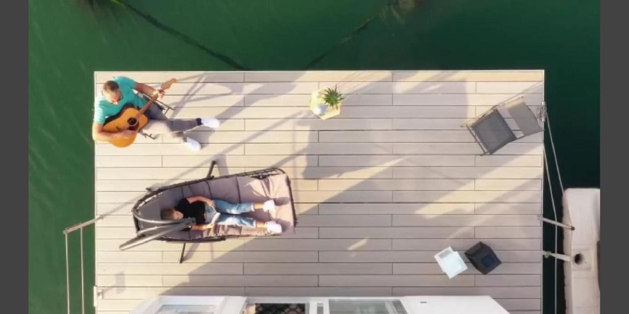 Marina Degli Estensi Floating Resort Llido Degli Estensi Dış mekan fotoğraf