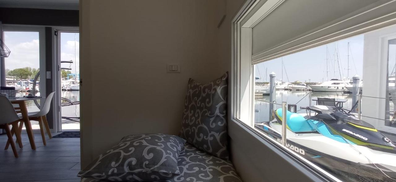 Marina Degli Estensi Floating Resort Llido Degli Estensi Dış mekan fotoğraf