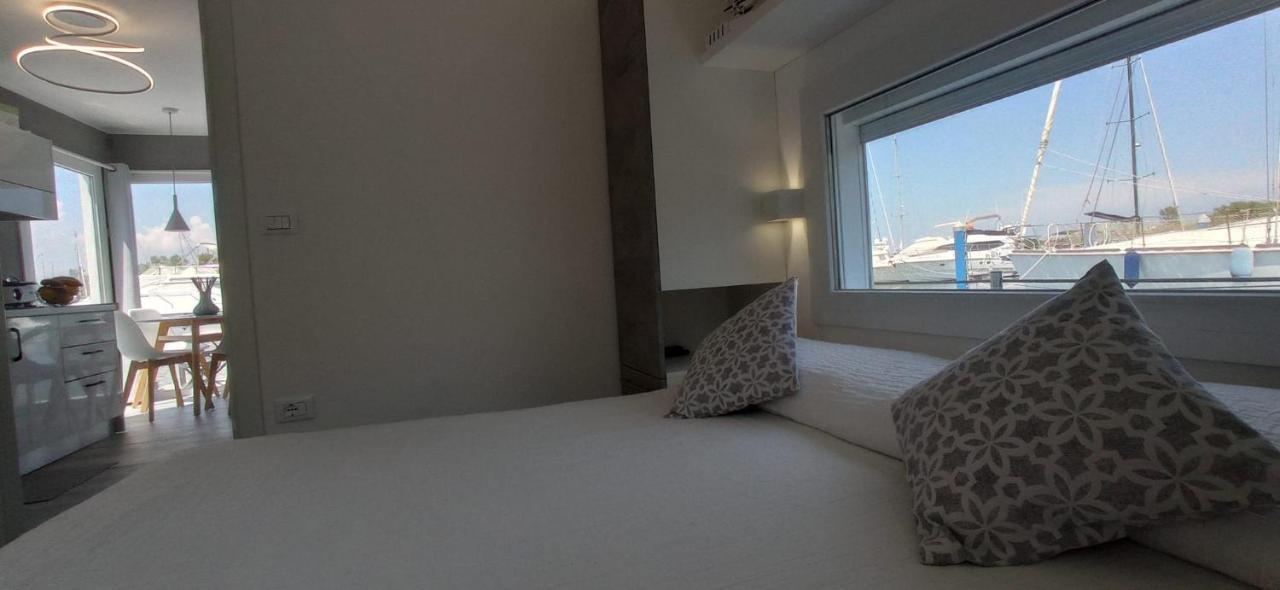 Marina Degli Estensi Floating Resort Llido Degli Estensi Dış mekan fotoğraf
